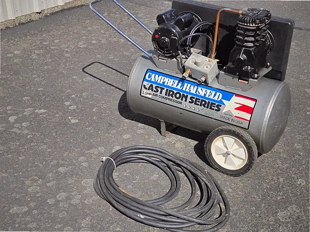 Air Compessor Campbell Hausfeld 3.5 HP 20 Gal 135 Max PSI